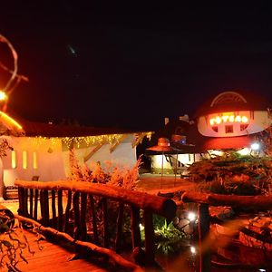 Hotel Veles Zolotonosa Exterior photo