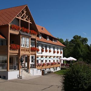 Landgasthof Rossle Hotel Berau Exterior photo