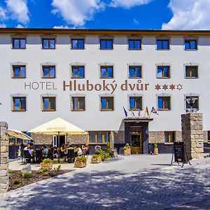 Wellness Hotel Hluboky Dvur Hrubá Voda Exterior photo