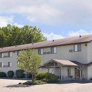 Travelodge Yankton megye Exterior photo