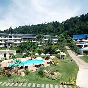 Khaolak Sunset Resort - Adults Only - SHA Extra Plus Khaulak Exterior photo