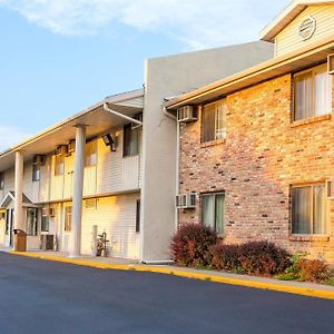 Motel 6 Omaha Exterior photo