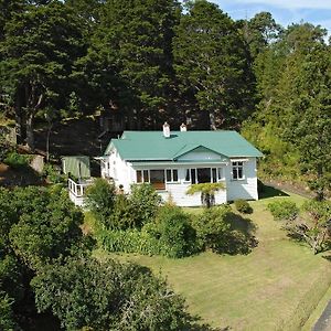 Kauri Nest Panzió Whangarei Exterior photo