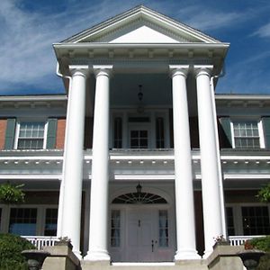 Hill Crest Bed & Breakfast Clifton Forge Exterior photo