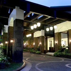 The Sulo Riviera Hotel Quezon City Exterior photo