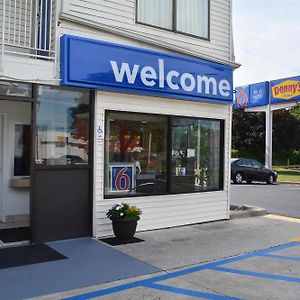 Motel 6-Southington, Ct - Hartford Exterior photo