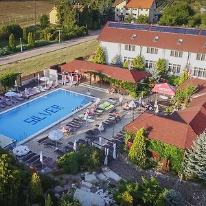 Silver Hotel Nagyvárad Exterior photo