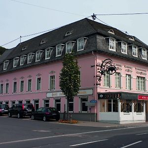 Gaestehaus Blaue Ecke Hotel Adenau Exterior photo