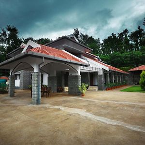 The Cennet Homestay Chikmagalūr Exterior photo