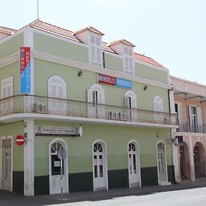 Mindelo Residencial Panzió Exterior photo