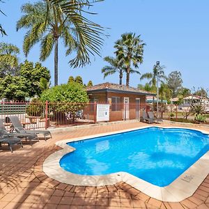 Central Caravan Park Hotel Perth Exterior photo