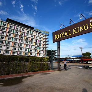 Royal King Suite Bangbo Exterior photo