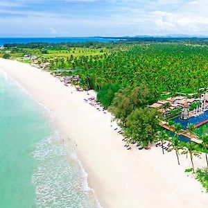 Graceland Khaolak Beach Resort- Sha Extra Plus Khaulak Exterior photo