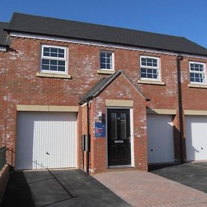 The Robin Coach House By Rentmyhouse Apartman Hereford Exterior photo