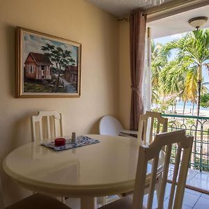 Natural Bliss Ocean View Suite At Sandcastles Beach Resort Ocho Rios Exterior photo