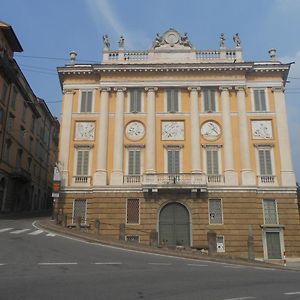 Jackie O' A La Maison Panzió Bergamo Exterior photo