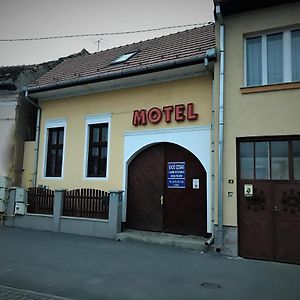 Petőfi Motel Székelykeresztúr Exterior photo