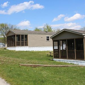 Plymouth Rock Camping Resort Two-Bedroom Park Model 9 Elkhart Lake Exterior photo