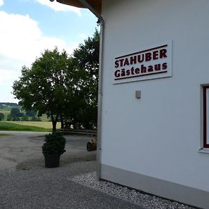 Gastehaus Stahuber Hotel Feldkirchen-Westerham Exterior photo