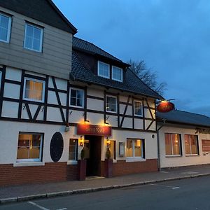 Hotel Und Restaurant Pinkenburg Wennigsen Exterior photo