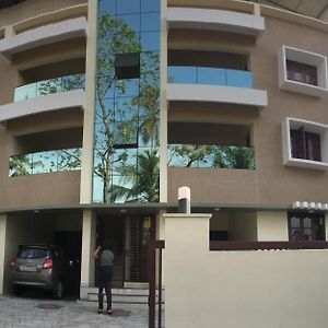 Athrakkattu Enclave Apartman Thiruvananthapuram Exterior photo