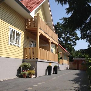 Haus Stoertebeker Appartements - Hotel Garni Lubmin Exterior photo