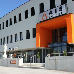 Ais Center Hotel Wolfsberg Exterior photo