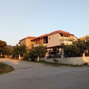 Villa Fotis Lijá Exterior photo