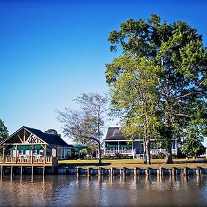 A Chateau On The Bayou Bed & Breakfast Panzió Raceland Exterior photo