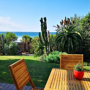 Beach Front Apartman Jeffreys Bay Exterior photo