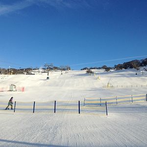 Mountain View Chalet At Heidis Apartman Perisher Valley Exterior photo