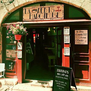 Une Coquille Sous L'Oreiller Panzió Le Puy-en-Velay Exterior photo