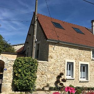 Gite La Nuit Etoilee Chez Champagne Mathelin Mareuil-le-Port Exterior photo