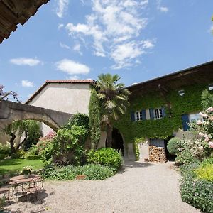 Le Clos Du Perret Panzió Chaussan Exterior photo