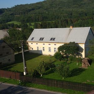 U Nás - Apartmán Zajíc Hotel Vapenna Exterior photo