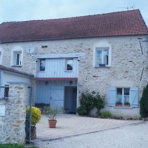 Famille Sabljak Apartman Marles-en-Brie Exterior photo