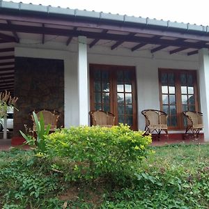 Treasure Villa Holiday Home Kandy Exterior photo