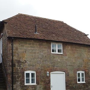 Hayloft Apartman Pulborough Exterior photo