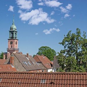 Zimmer Und Aussicht Apartman Friedrichstadt Exterior photo