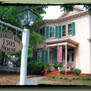 Charles Bass House Bed & Breakfast Panzió South Boston Exterior photo