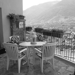 La Madonnina Apartman Villa di Tirano Exterior photo