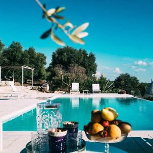 Relais Trulli Le Icone Panzió Ostuni Exterior photo