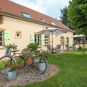 Gite Domaine De La Guinchere Hotel L'Hopital-le-Mercier Exterior photo