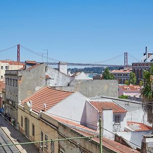 The Economic Apartman Lisboa Exterior photo