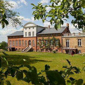 Gut Pohnstorf Villa Alt Suhrkow Exterior photo