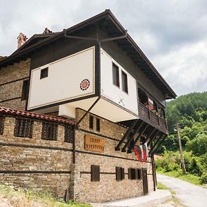 Macedonia Guest House Gosztun Exterior photo