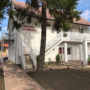 Melánia Vendégház Hotel Balatonfőkajár Exterior photo