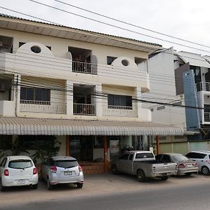 Phuttipong Apartment Khonken Exterior photo