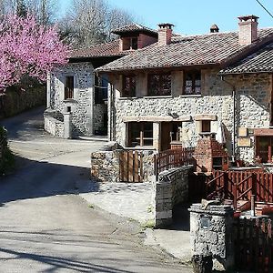 Corte Del Rondiellu 2 Villa Onís Exterior photo