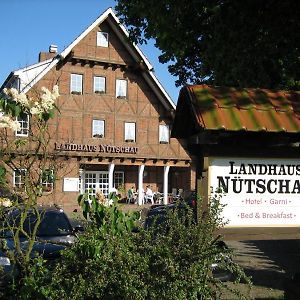 Landhaus Nuetschau Panzió Bad Oldesloe Exterior photo